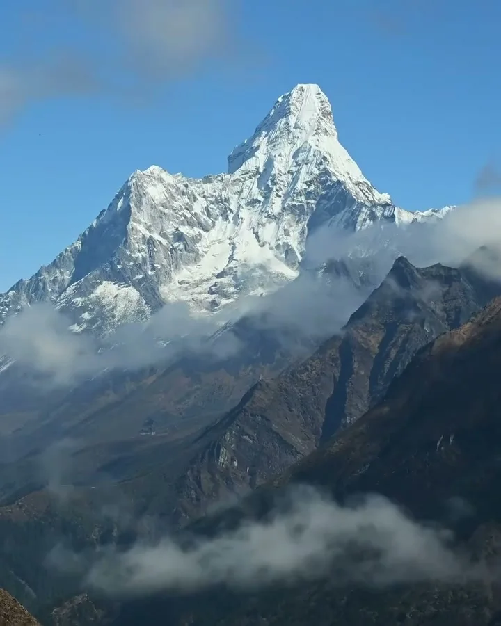 Mount Everest Sagarmāthā