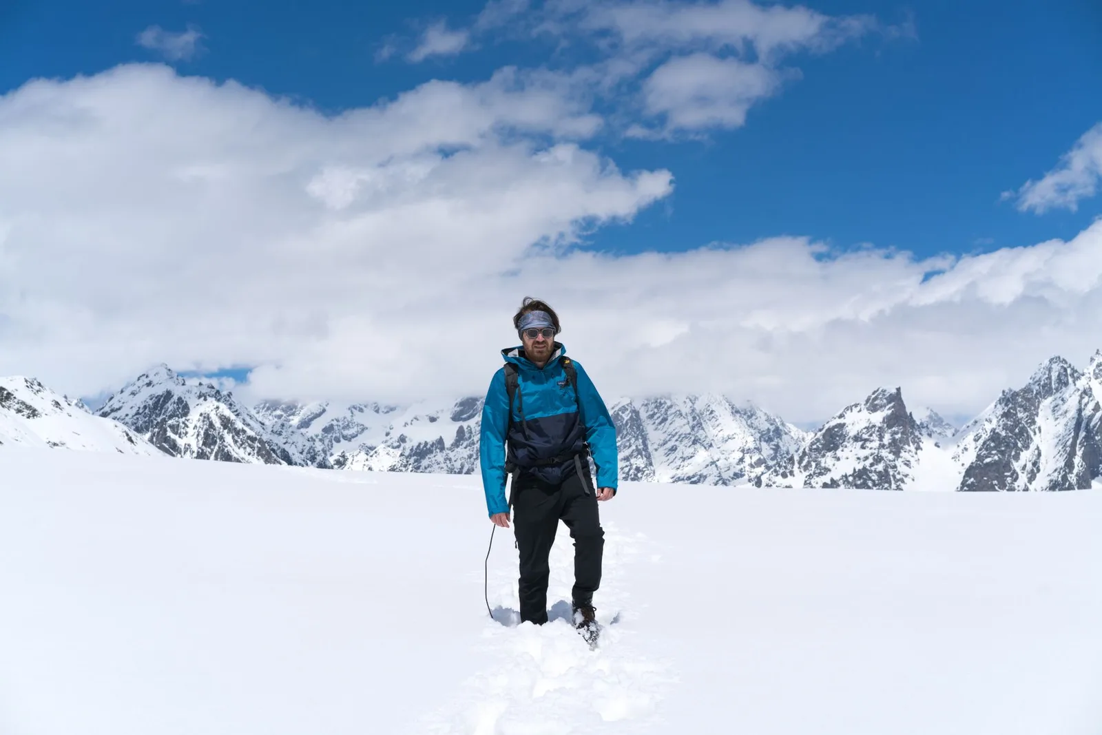 He Nearly Died on K2 in 2022. Two Years Later He Soloed It in Under 11 Hours, With No Oxygen