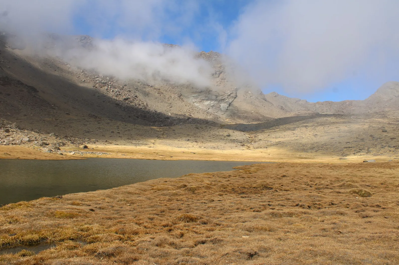Everest Base Camp or the Three High Passes Trek? The Honest Difficulty Comparison