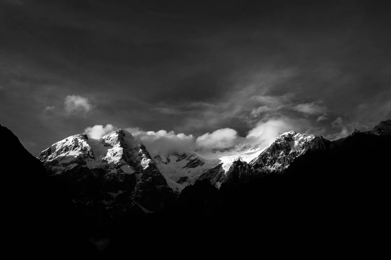 Nirmal Purja Is Confirmed Dead — Five Nepali Guides Died Beside Him on Broad Peak